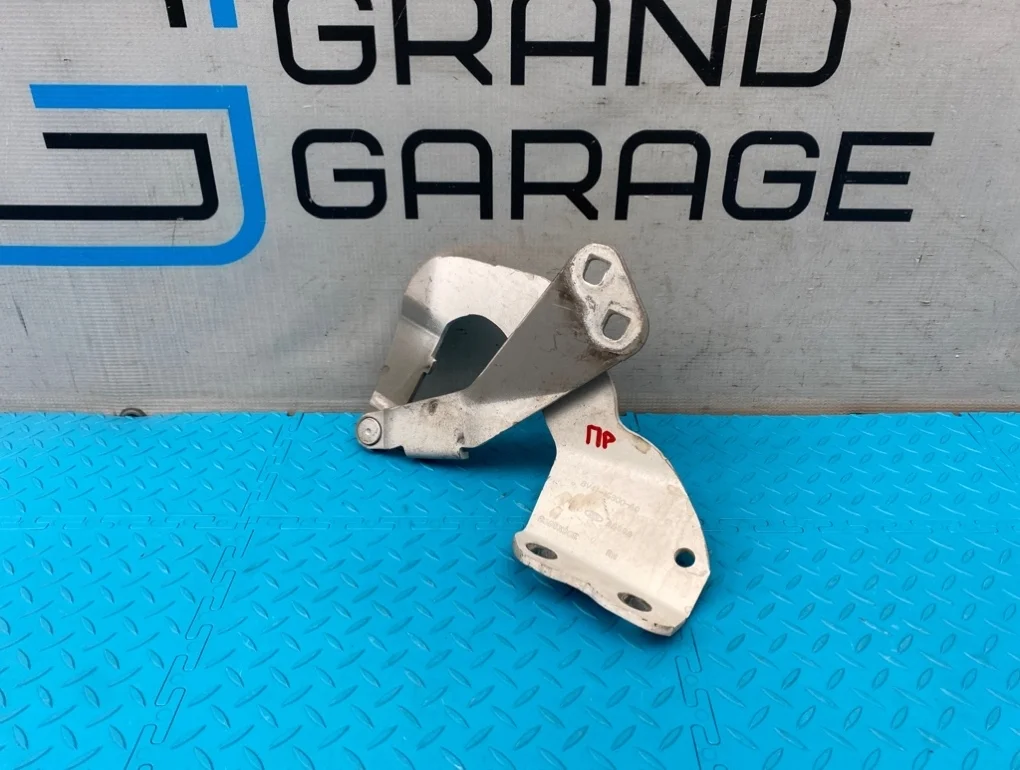 Петля капота Ford Kuga 2011 8V4116800AC CBV HYDB 2.5, правая