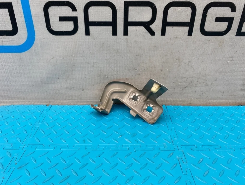 Кронштейн крыла Bmw 3-Series 2013 41358066939 F30 N20B20B 2.0, передний левый