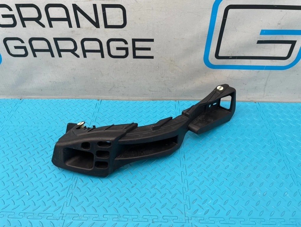 Кронштейн бампера Porsche Cayenne 2011 95850539400 958 M55.02 3.6, задний правый