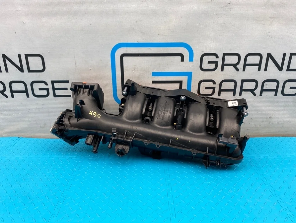 Коллектор впускной Mercedes-Benz Gla-Class 2014 A2700900737 X156 270.920 2.0