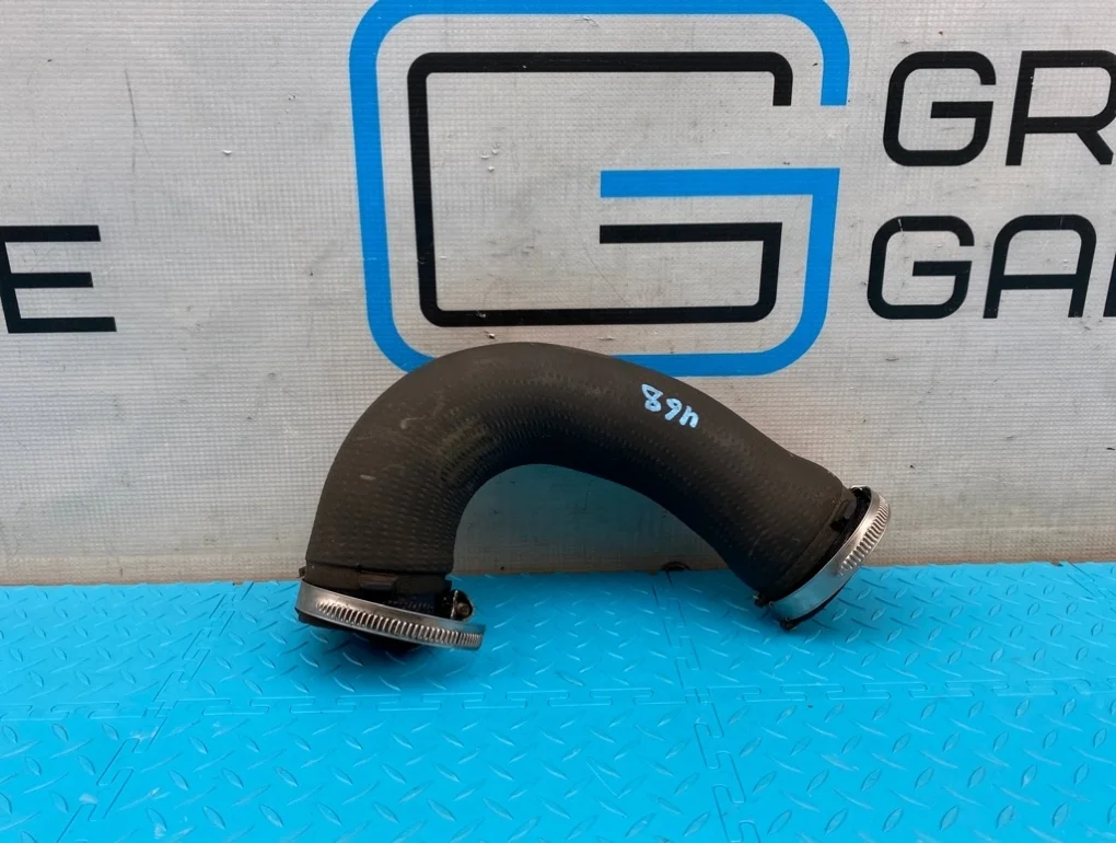 Патрубок интеркулера Audi A4 2014 8K0145709H B8 CDNB 2.0, левый