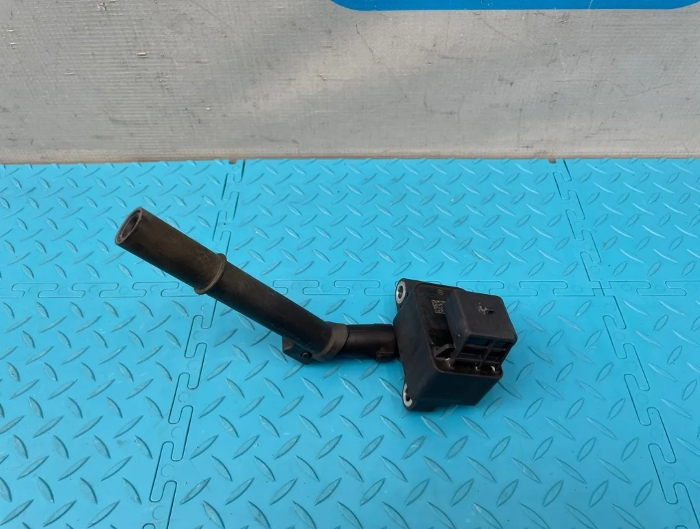 Катушка зажигания Mercedes-Benz B-Class 2013 A2709060500 W246 270.910 1.6