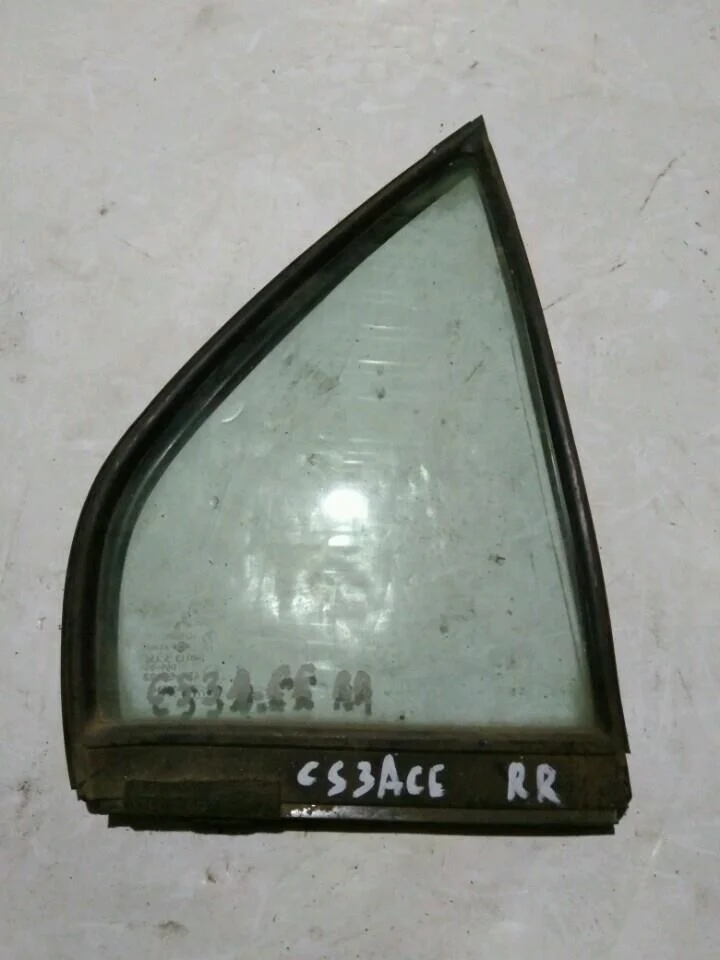 Б.у. форточка двери MITSUBISHI LANCER CS3A MITSUBISHI LANCER CS3A
