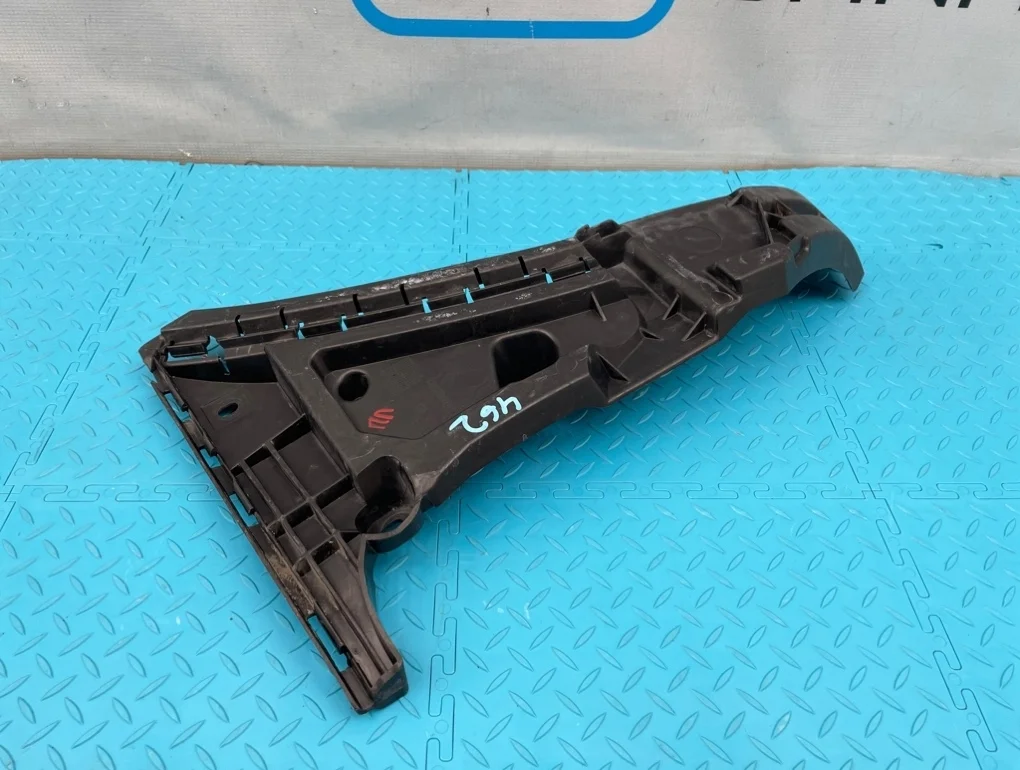 Кронштейн бампера Volvo Xc90 2009 30698128 C B6324S 3.2, передний левый