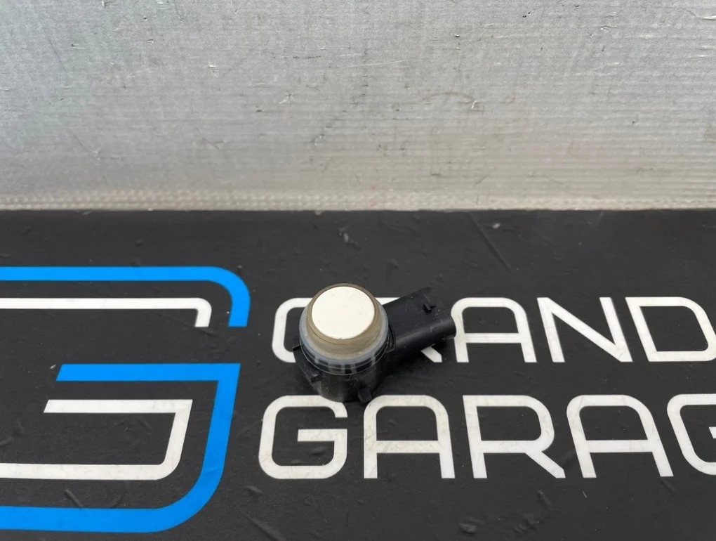 Датчик парктроника Mercedes-Benz Gla-Class 2014 A0009059300 X156 270.920 2.0