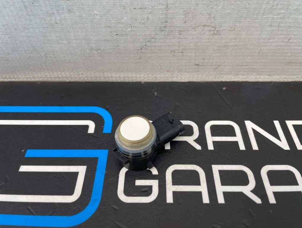 Датчик парктроника Mercedes-Benz Gla-Class 2014 A0009059300 X156 270.920 2.0