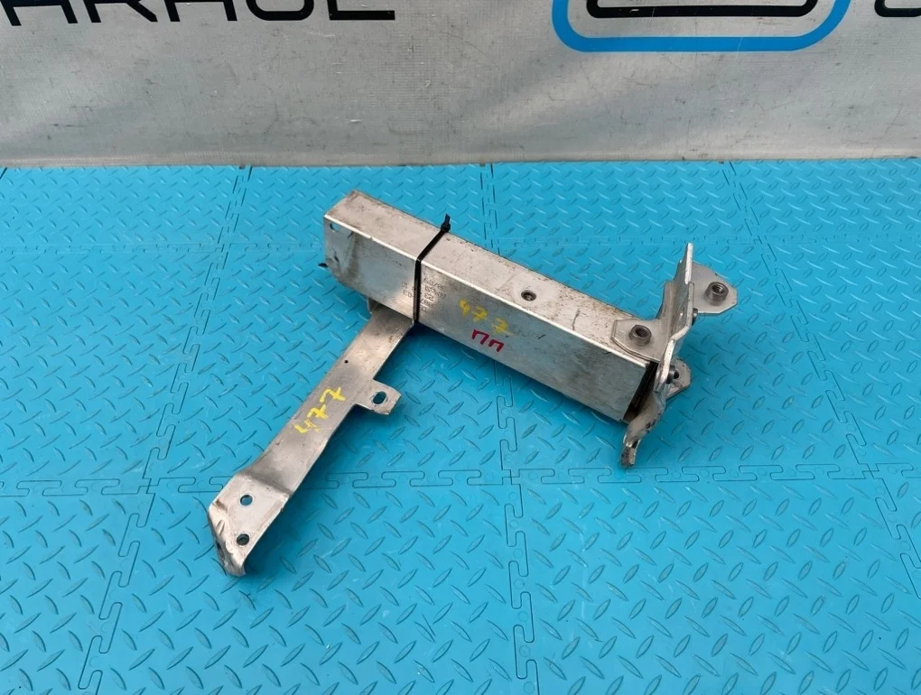 Кронштейн усилителя бампера Bmw 5-Series 2010 51117158874 F07 N55B30A 3.0, передний правый