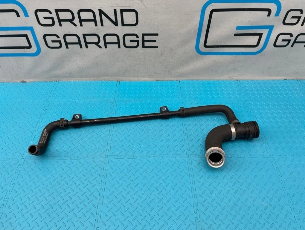 Патрубок охлаждения Mercedes-Benz V-Class 2011 A6398321623 W639 272.978 3.5