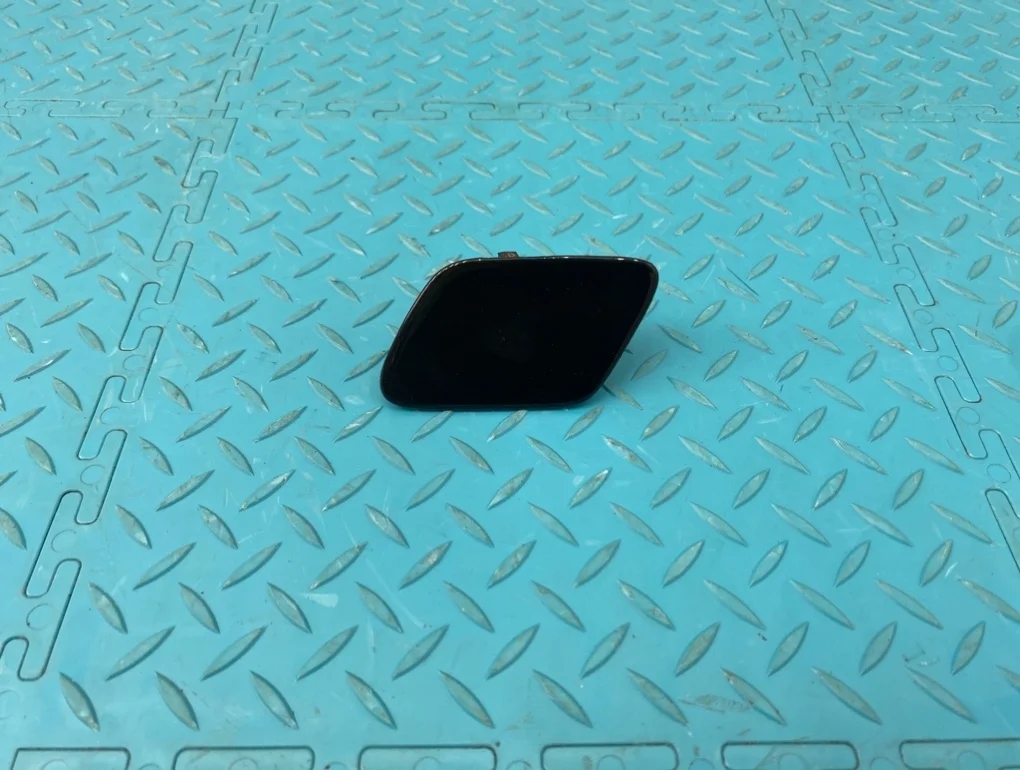 Крышка омывателя фары Bmw X5 2009 51657199141 E70 N52B30AF 3.0, левая