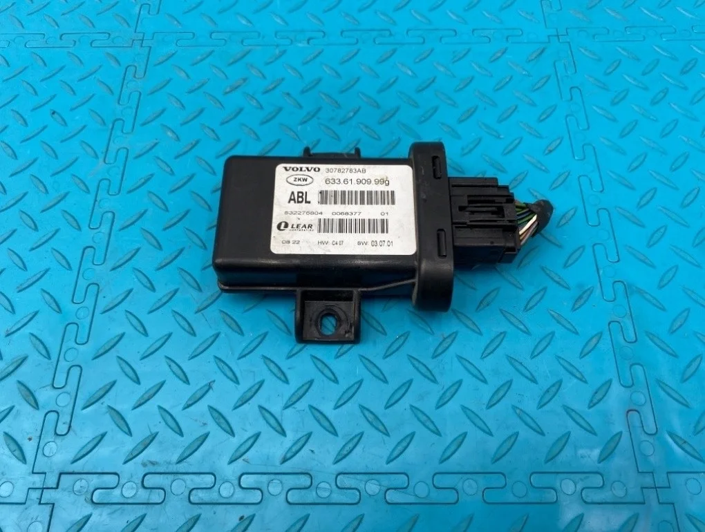 Блок фар Volvo Xc70 2009 30782783 BZ B6324S 3.2