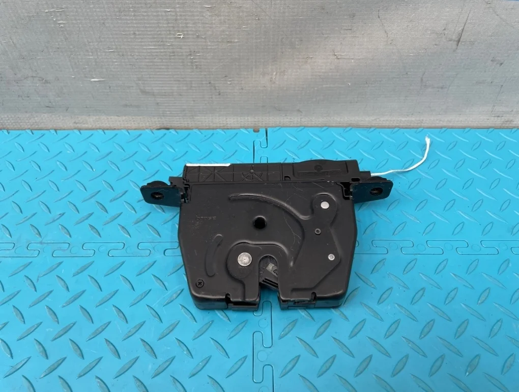 Замок багажника Bmw 5-Series 2013 51247191212 F10 N20B20B 2.0