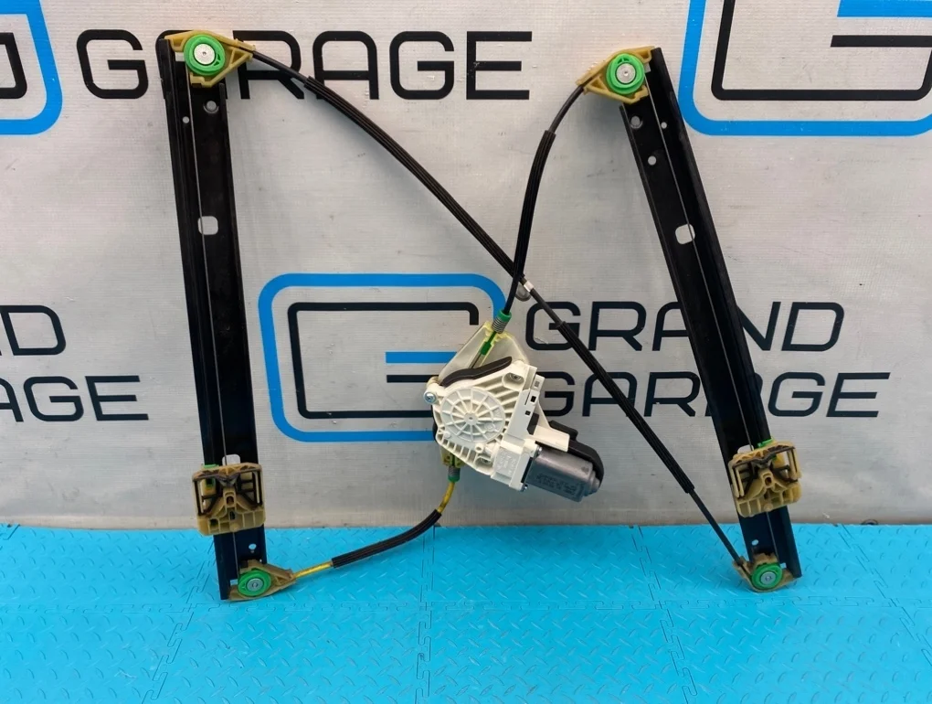 Стеклоподъемник Audi A8 2012 4H0839462B D4 CGWD 3.0, задний правый