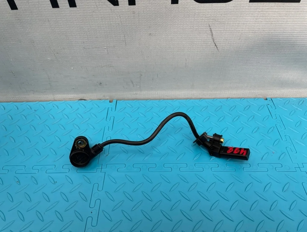 Датчик коленвала Bmw 5-Series 2012 13627595860 F10 N20B20B 2.0