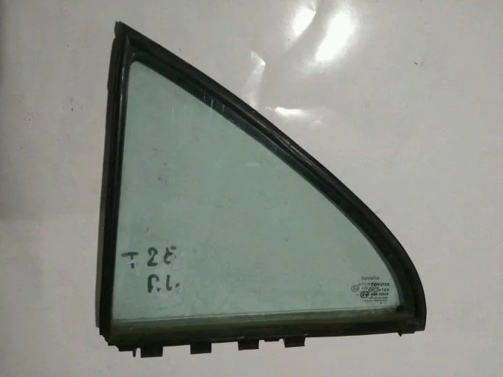 Б.у. форточка двери TOYOTA AVENSIS ZZT251 TOYOTA AVENSIS ZZT251