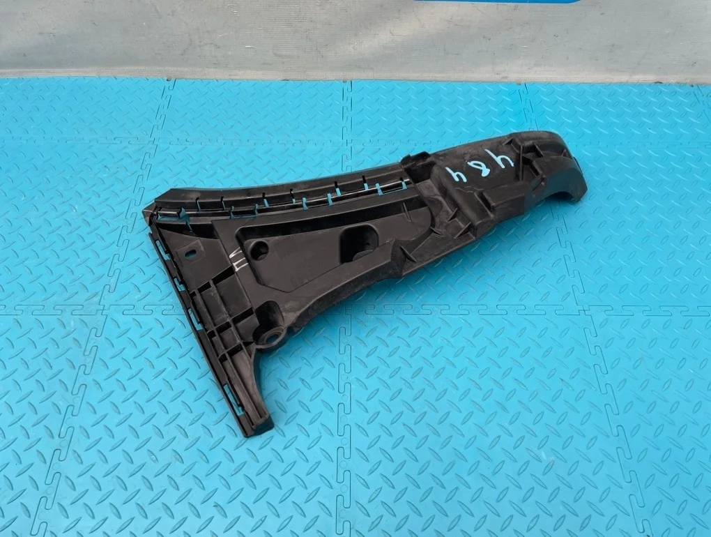 Кронштейн бампера Volvo Xc90 2007 30698128 C B6324S 3.2, передний левый