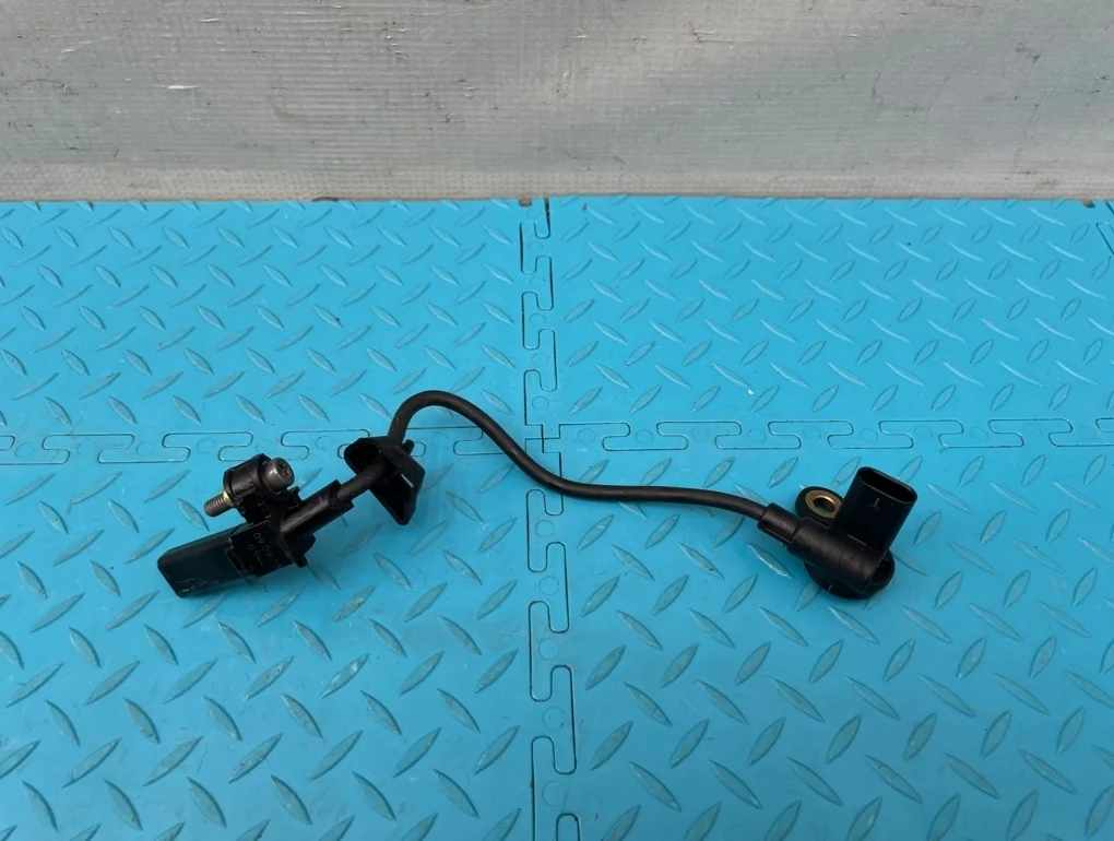 Датчик коленвала Bmw 5-Series 2013 13627595860 F10 N20B20B 2.0