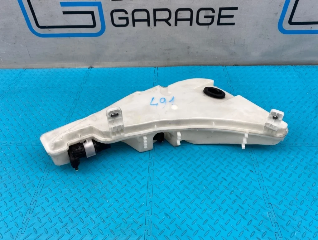 Бачок омывателя Audi A6 2013 4G8955453D C7 CHVA 2.8