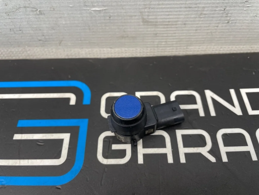 Датчик парктроника Volkswagen Scirocco 2009 7L5919275A 137 CAWB 2.0, задний