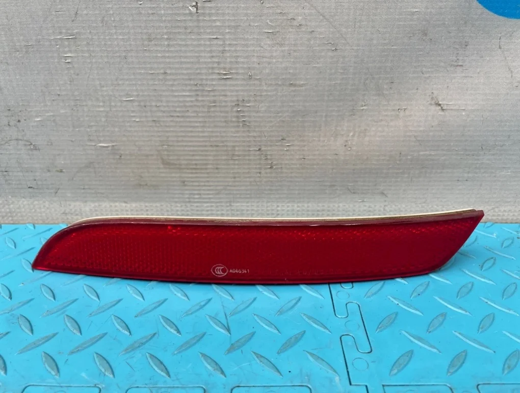 Катафот Bmw 7-Series 2009 63147182192 F01 N63B44A 4.4, задний правый