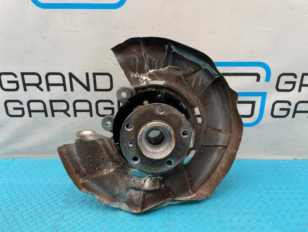 Кулак Bmw 7-Series 2009 33326796498 F01 N63B44A 4.4, задний правый