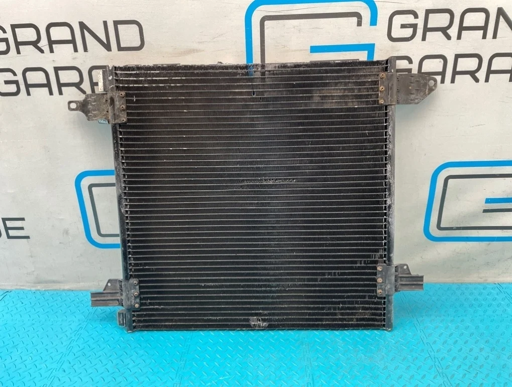 Радиатор кондиционера Mercedes-Benz Ml-Class 2000 A1638300070 W163 113.981 5.5