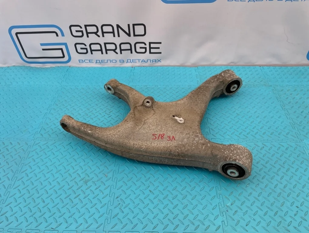 Рычаг Audi A7 2011 8R0505311F 4GA CGWB 3.0, задний левый