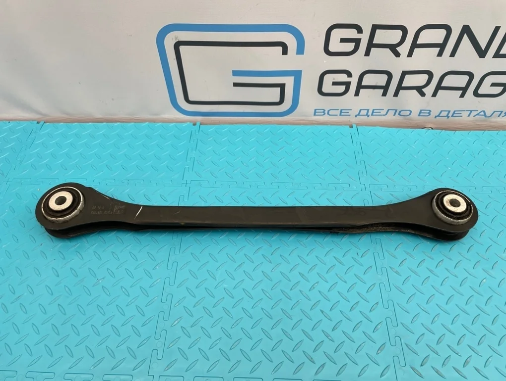Рычаг Audi A4 2016 8W0501529D B9 CVKB 2.0, задний левый