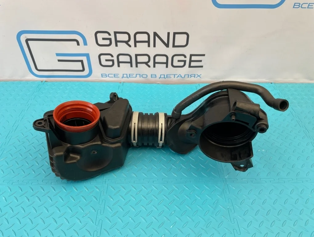 Патрубок воздушный Mercedes-Benz Clk-Class 2008 A2710900804 W209 271.955 1.8