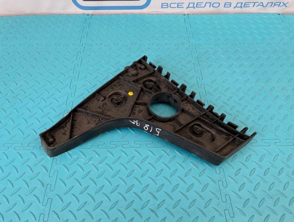 Направляющая бампера Audi A7 2011 4G8807453 4GA CGWB 3.0, задняя левая