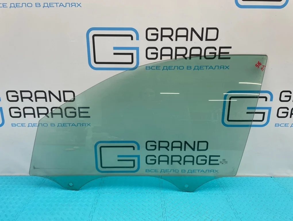 Стекло Audi Q3 2012 8U0845201 8UB CPSA 2.0, переднее левое