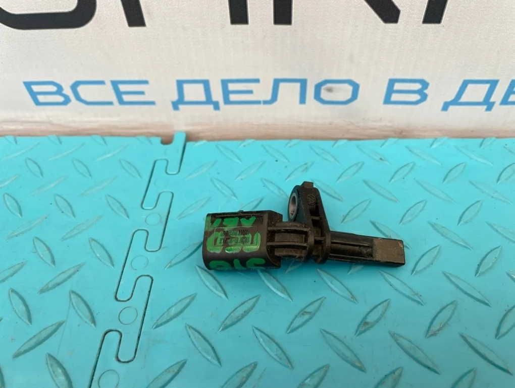 Датчик abs Audi Q3 2012 WHT003857 8UB CPSA 2.0, левый