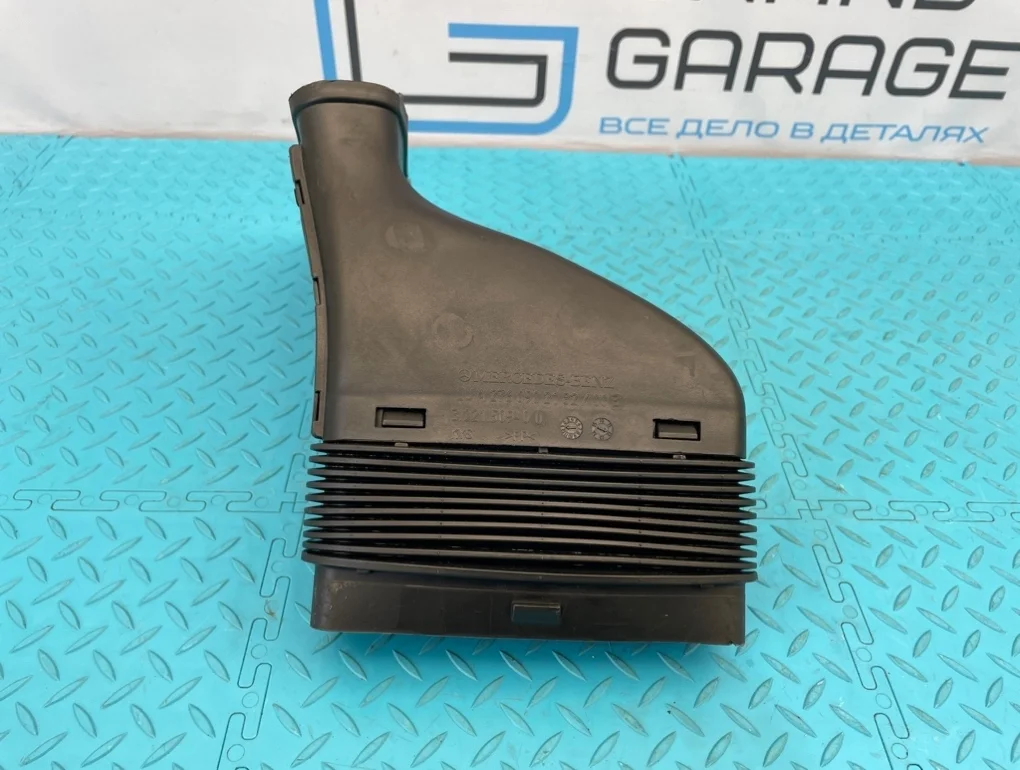 Воздухозаборник Mercedes-Benz E-Class 2012 A2760902182 W212 276.952 3.5