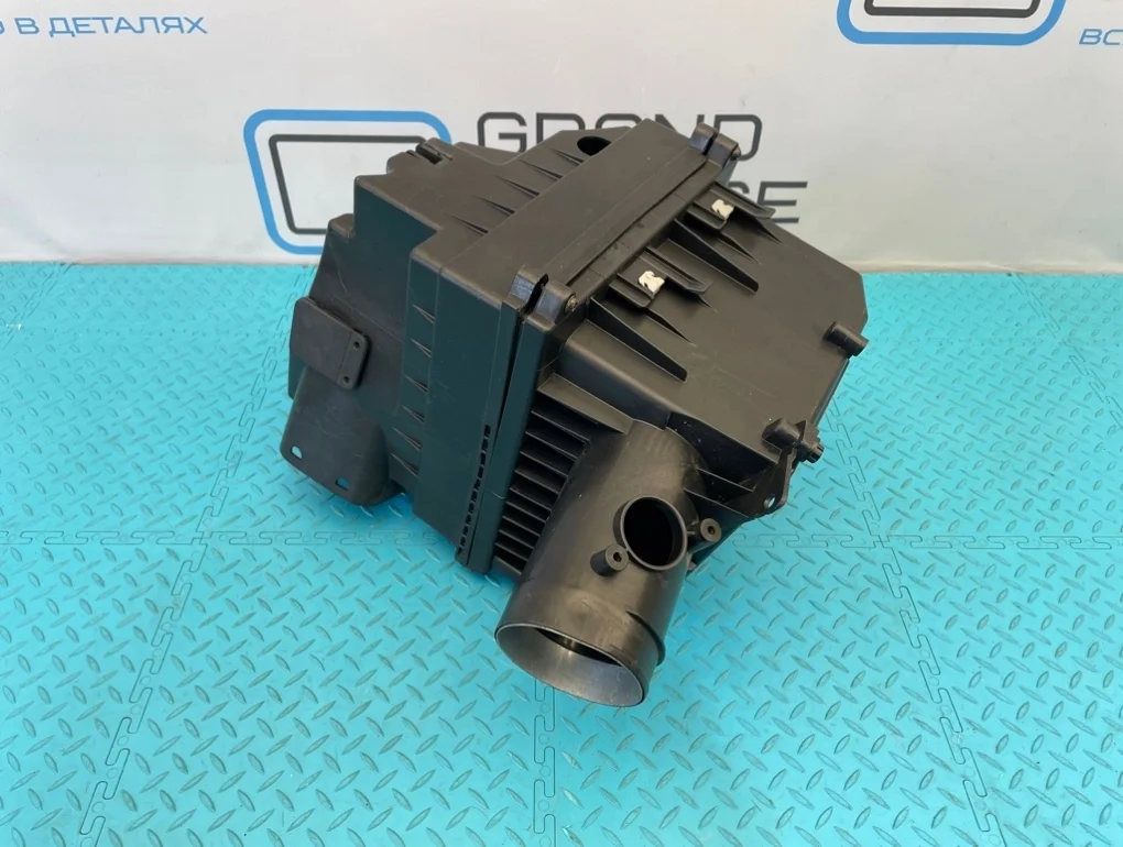Корпус воздушного фильтра Volvo Xc90 2009 31273658 C B6324S 3.2