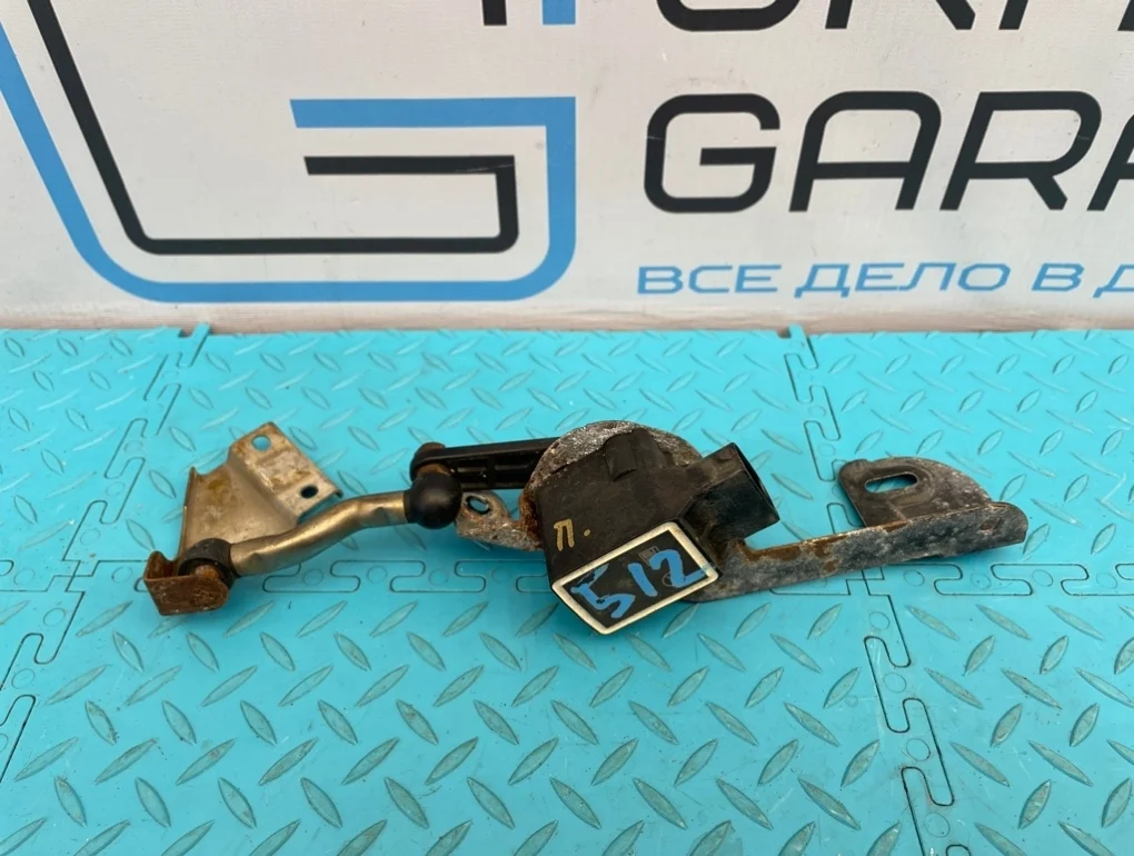 Датчик положения кузова Mercedes-Benz Clk-Class 2008 A2035420140 W209 271.955 1.8, передний правый