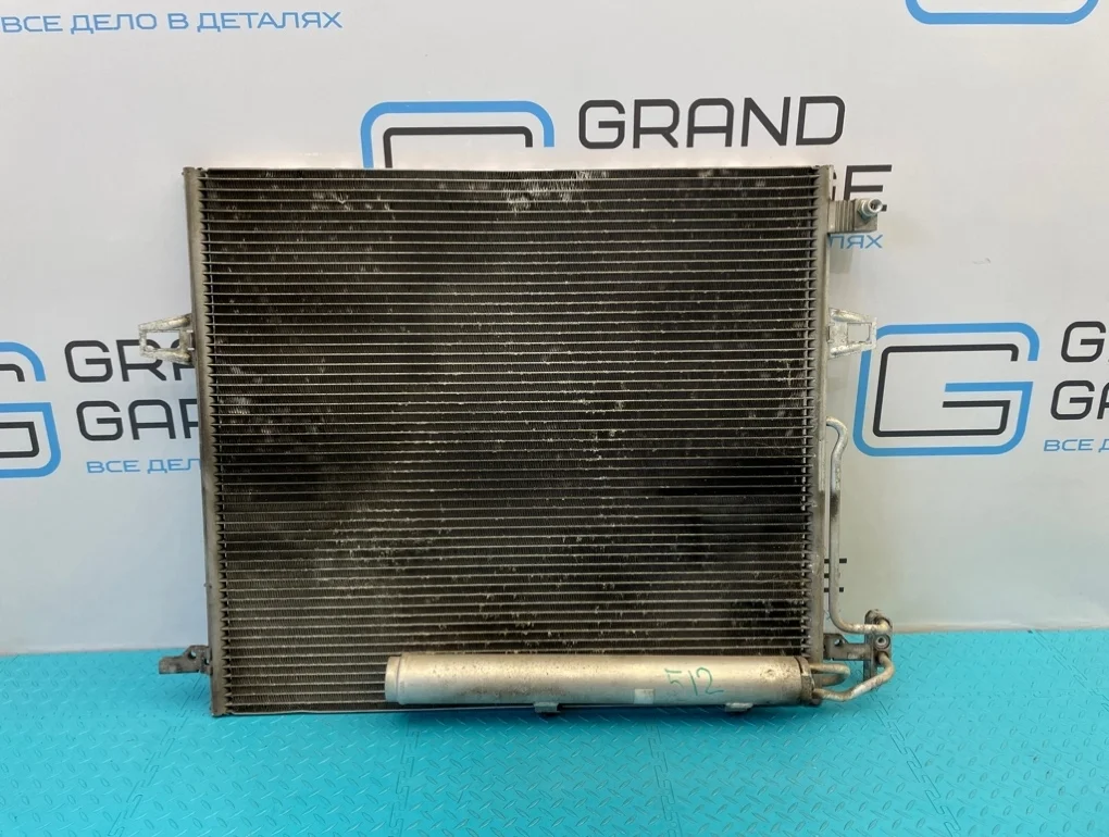 Радиатор кондиционера Mercedes-Benz Gl-Class 2008 A2515000054 X164 273.923 4.7