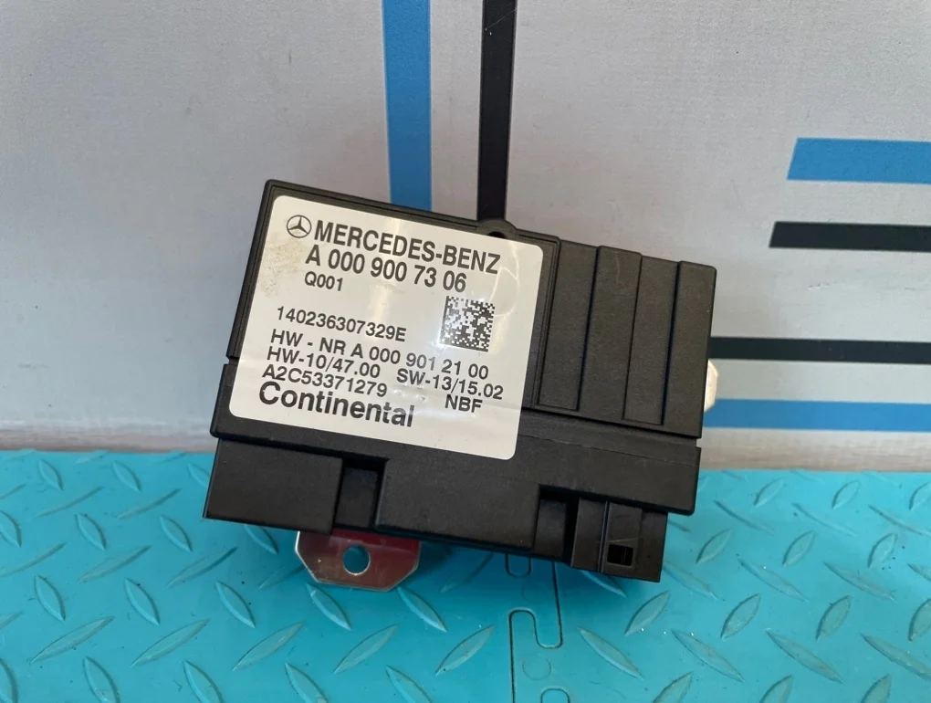 Блок электронный Mercedes-Benz Gla-Class 2014 A0009007306 X156 270.920 2.0
