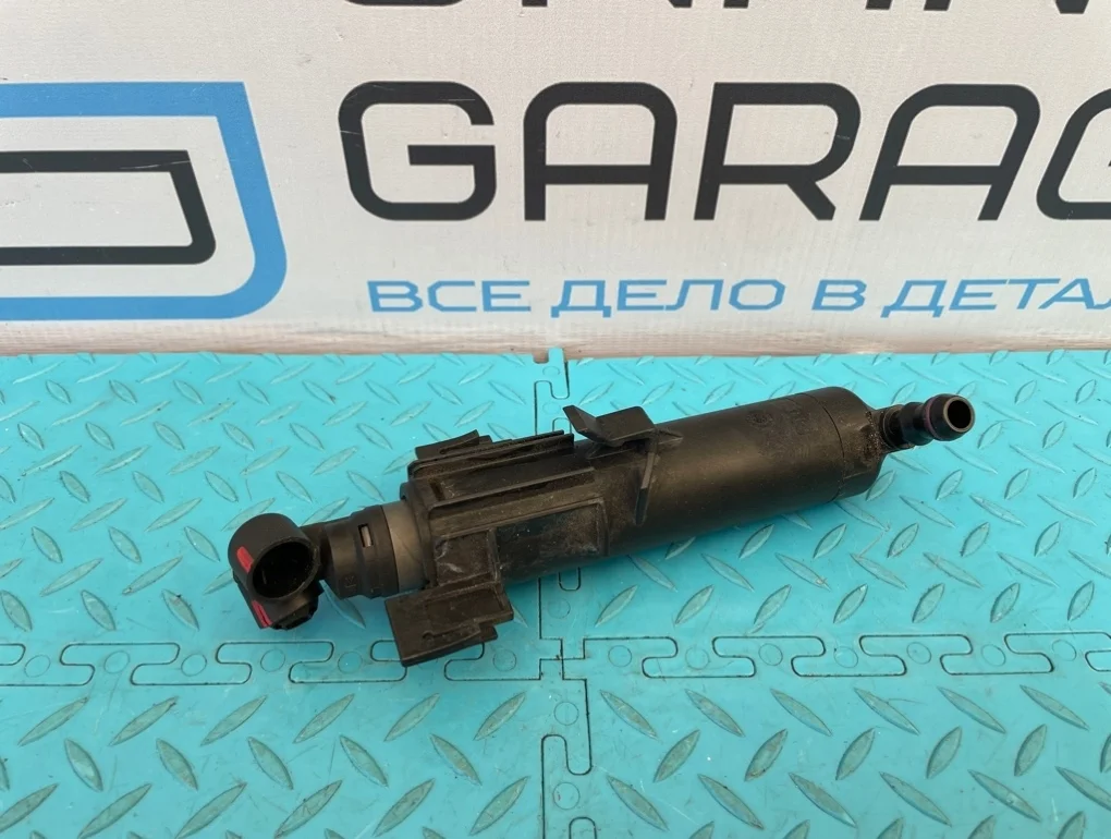 Форсунка омывателя фары Audi A5 2011 8T0955101B 8T CDNC 2.0, левая