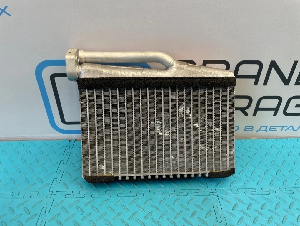 Радиатор печки Land Rover Range Rover 2004 JEF000040 L322 M62B44 4.4
