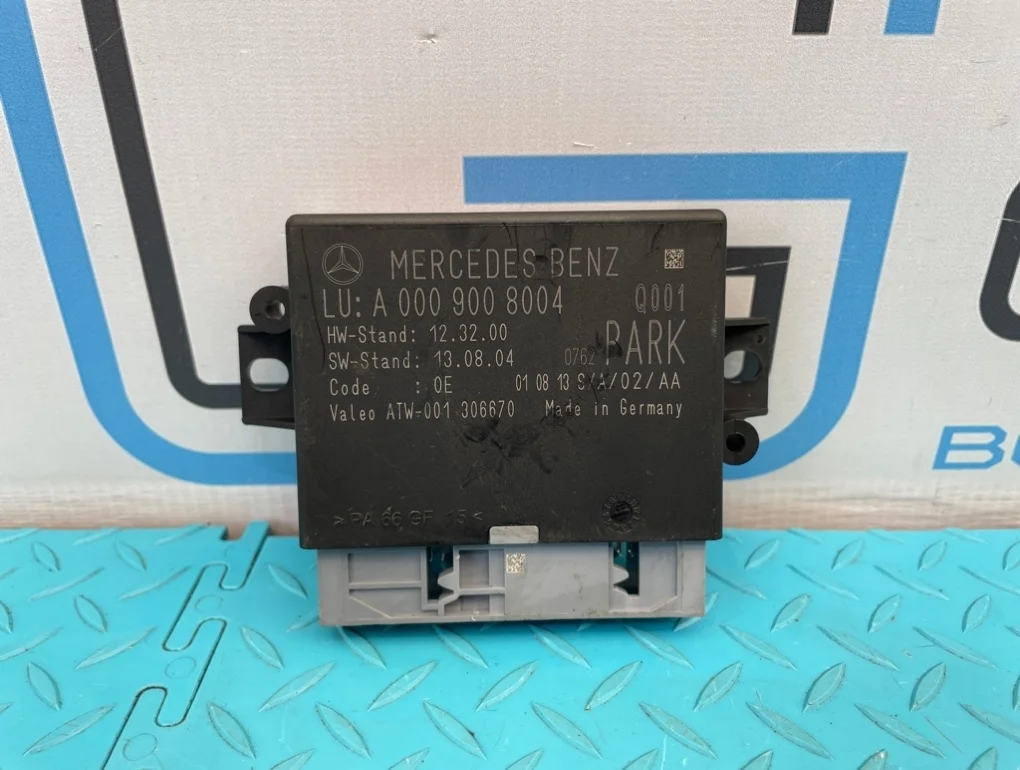 Блок парктроника Mercedes-Benz Cla-Class 2013 A0009008004 C117 270.920 2.0