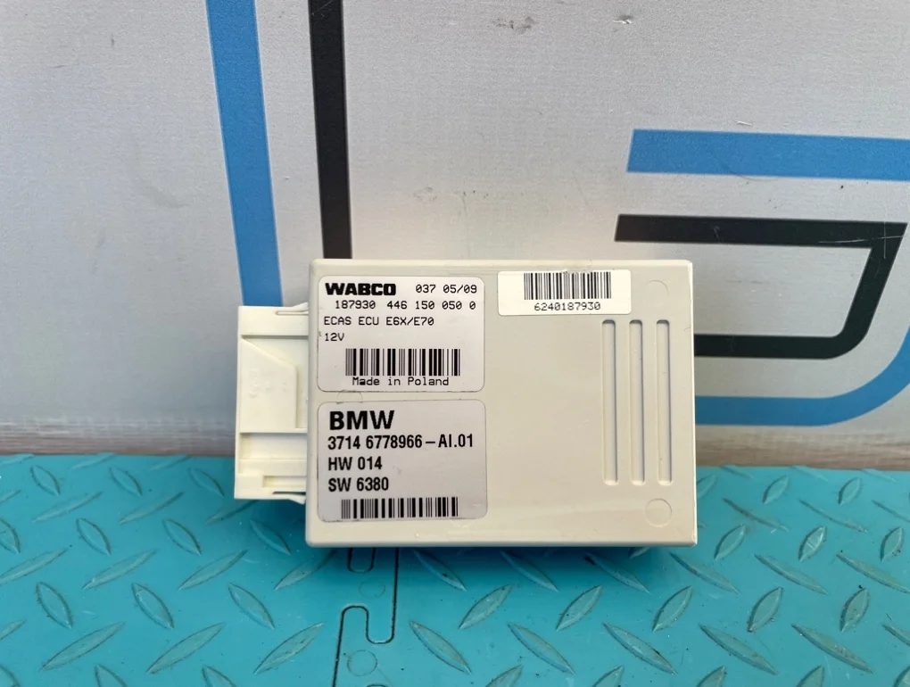 Блок пневмоподвески Bmw X5 2009 37146778966 E70 N52B30AF 3.0