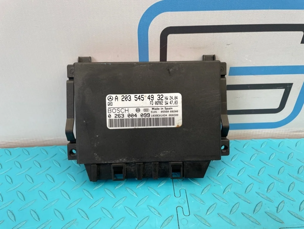 Блок парктроника Mercedes-Benz C-Class 2006 A2035454932 W203 272.920 2.5