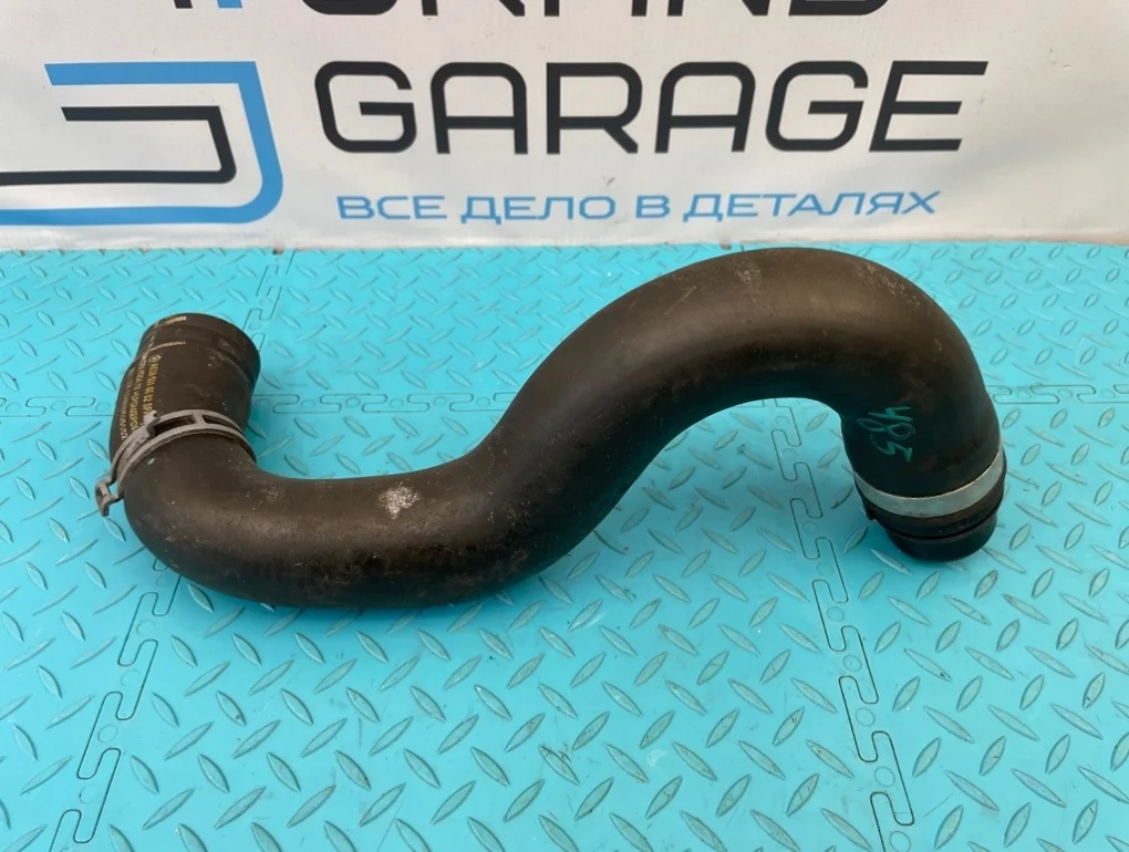 Патрубок охлаждения Mercedes-Benz V-Class 2011 A6395016682 W639 272.978 3.5