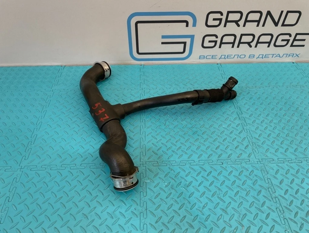 Патрубок охлаждения Mercedes-Benz C-Class 2006 A2035014682 W203 272.920 2.5