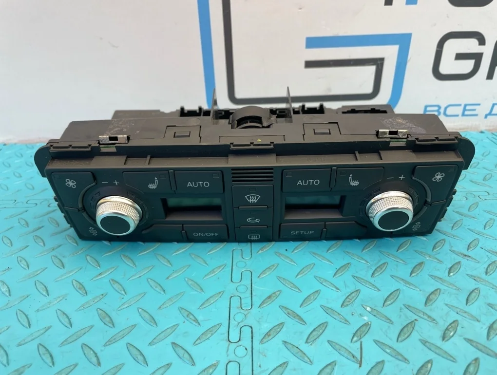 Блок климата Audi A8 2005 4E0820043D D3 BFM 4.2