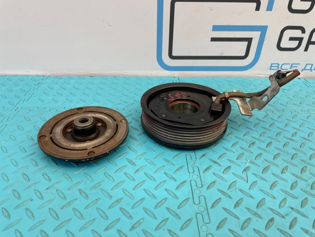 Вал компрессора кондиционера Mercedes-Benz C-Class 2011 A0032308711 W204 651.913 2.2