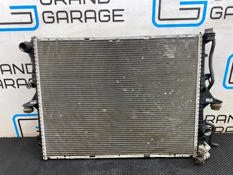 Радиатор охлаждения Audi Q7 7L0121253A 4LB BAR 4.2