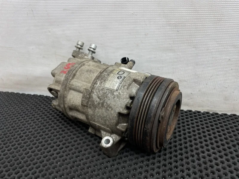 Компрессор кондиционера Bmw X3 2006 64526905643 E83 M47D20 2.0