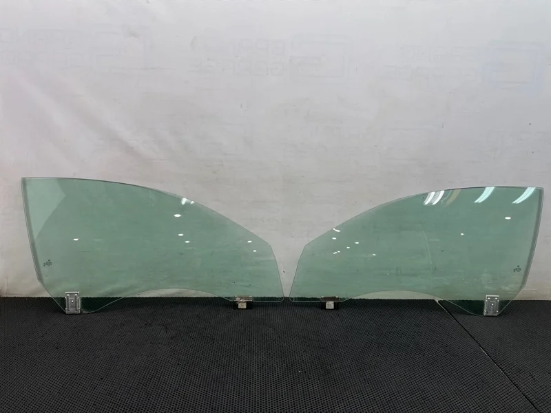 Стекла комплект Bmw 6-Series 2008 51337009709 E63 N52B30A 3.0, передняя