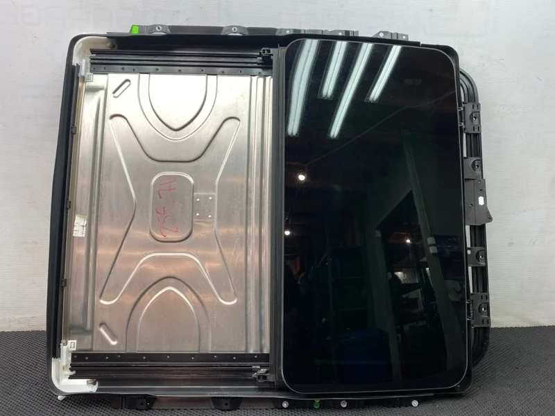 Люк Bmw X6 2010 54107189245 E71 N63B44A 4.4