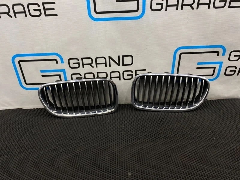 Решетка радиатора Bmw 5-Series 2012 51137203650 F10 N20B20B 2.0